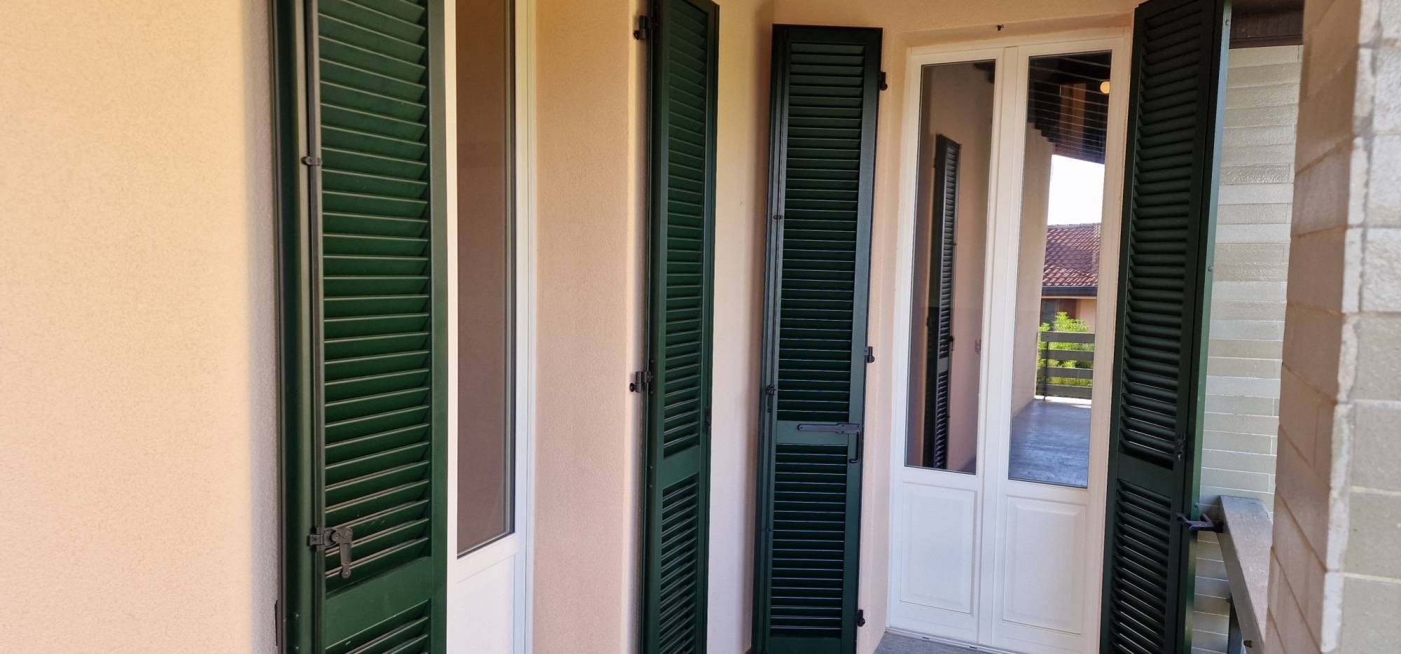 Corbetta-serramenti-Serramenti in legno barocco a Erba (4)