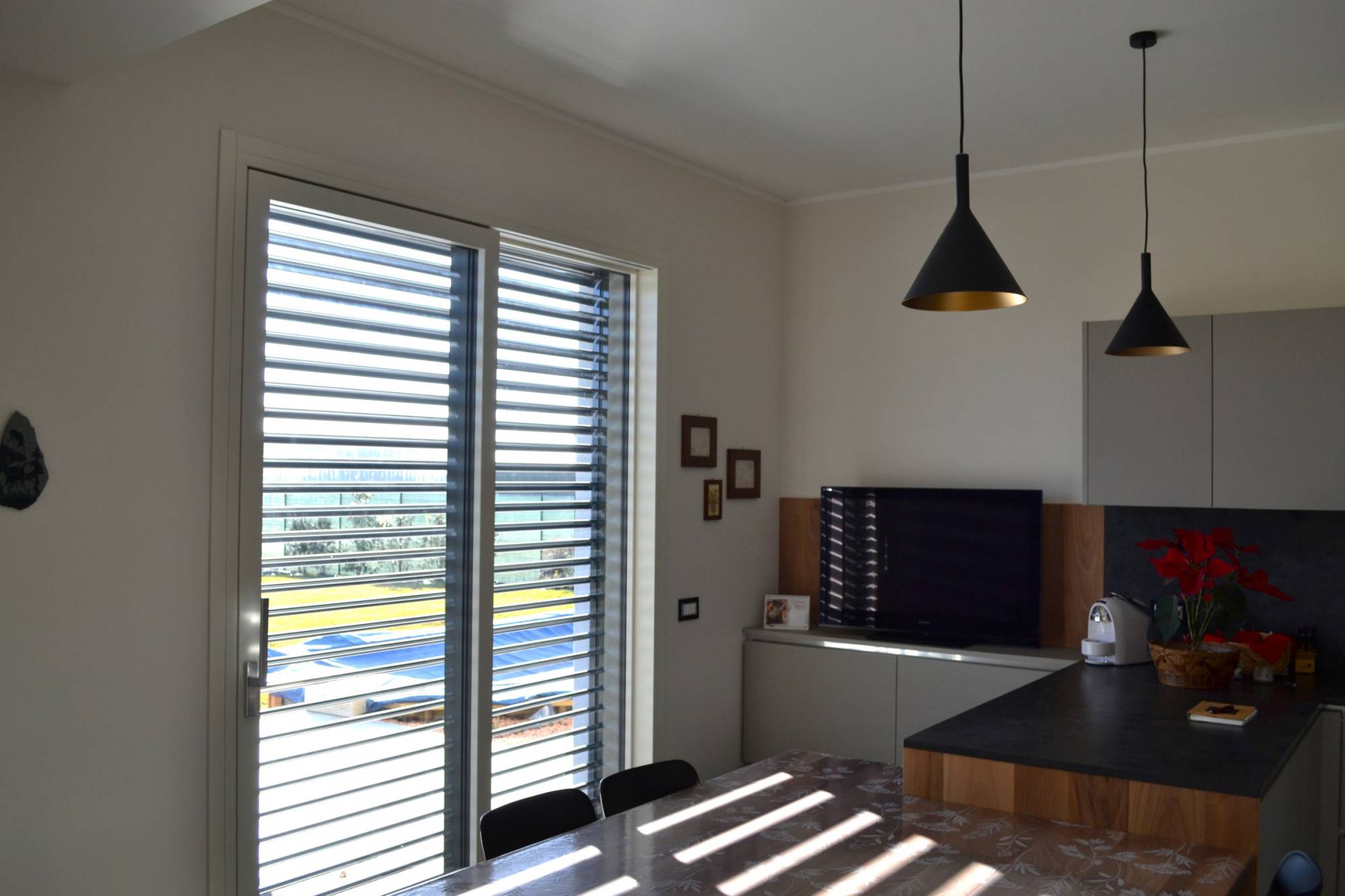 Corbetta-serramenti-legno-alluminio-scorrevole-frangisole-Como (3)