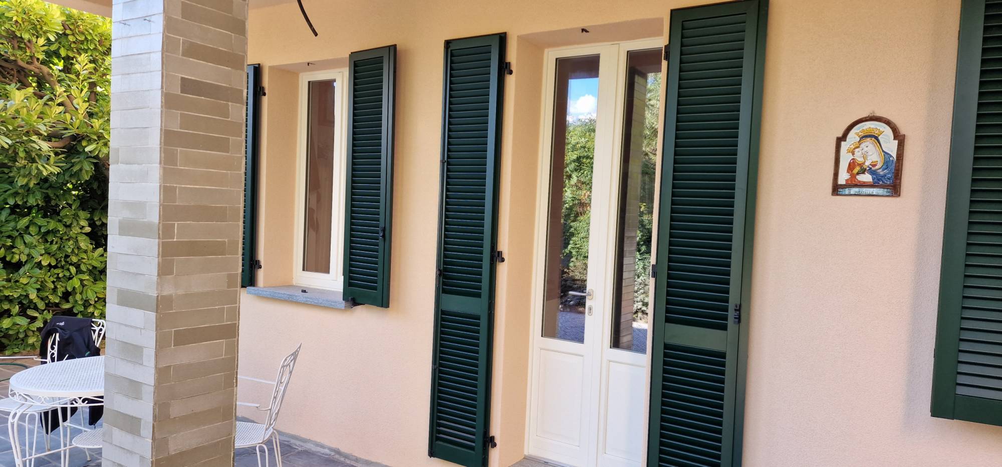 Corbetta-serramenti-Serramenti in legno barocco a Erba (5)