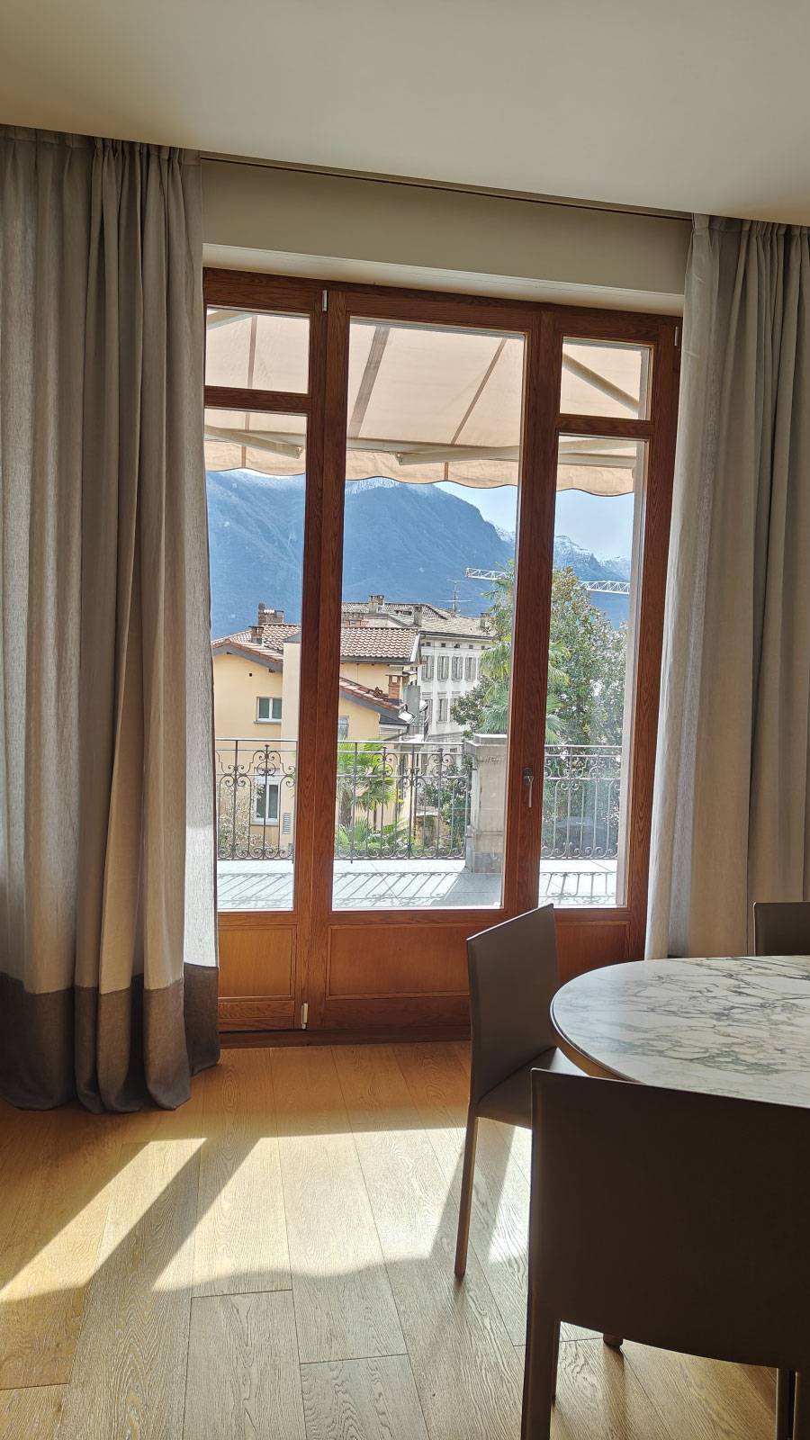 Corbetta-serramenti-Finestre-legno-rovere-Lugano (2)