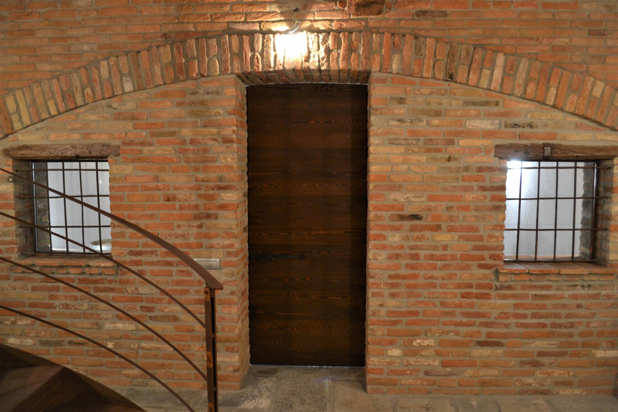 Corbetta-serramenti-Porta blindata legno rustica Como (2)