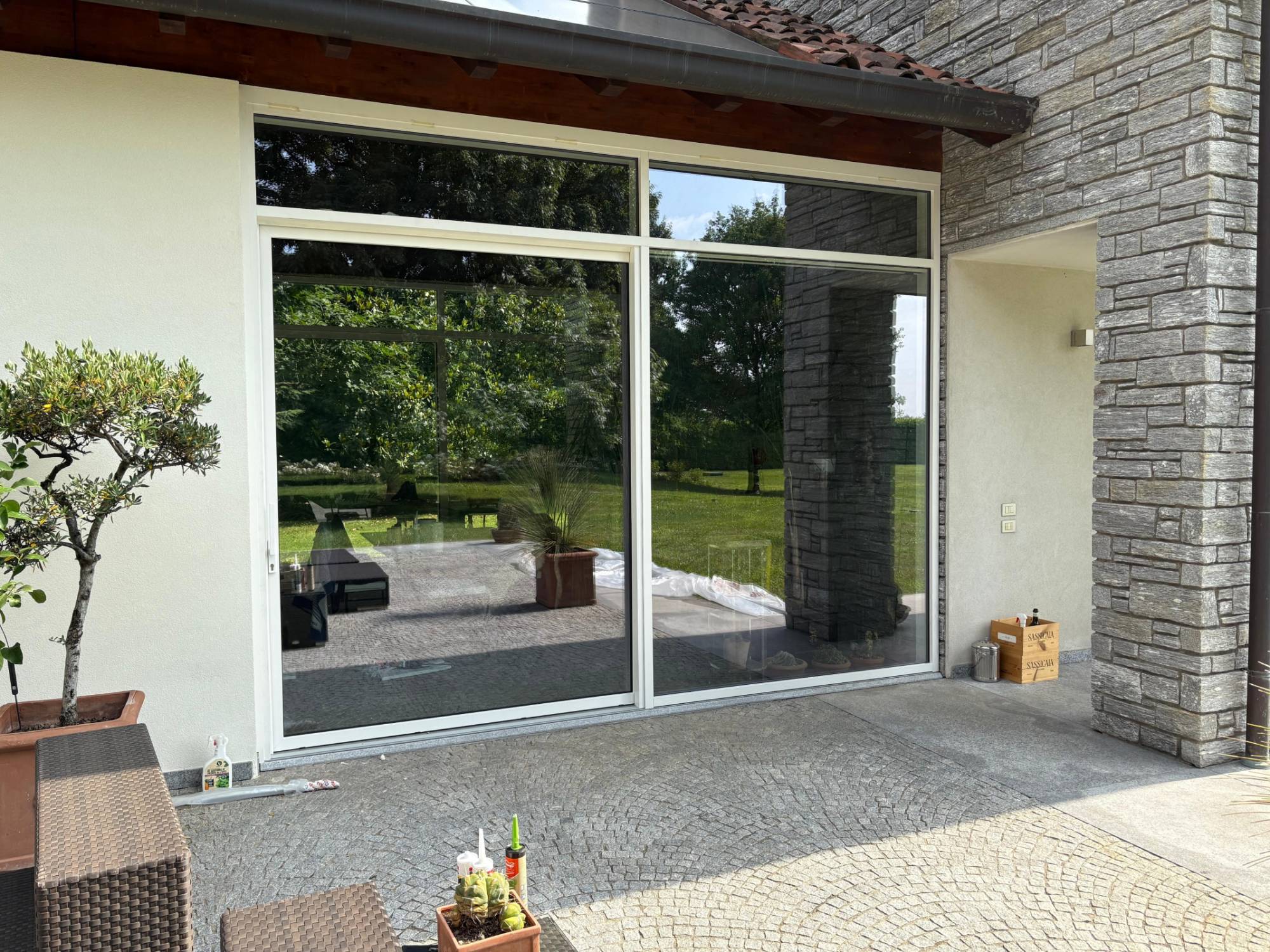 Corbetta-serramenti-vetrate scorrevoli chiusura pergolato Mariano comense (7)