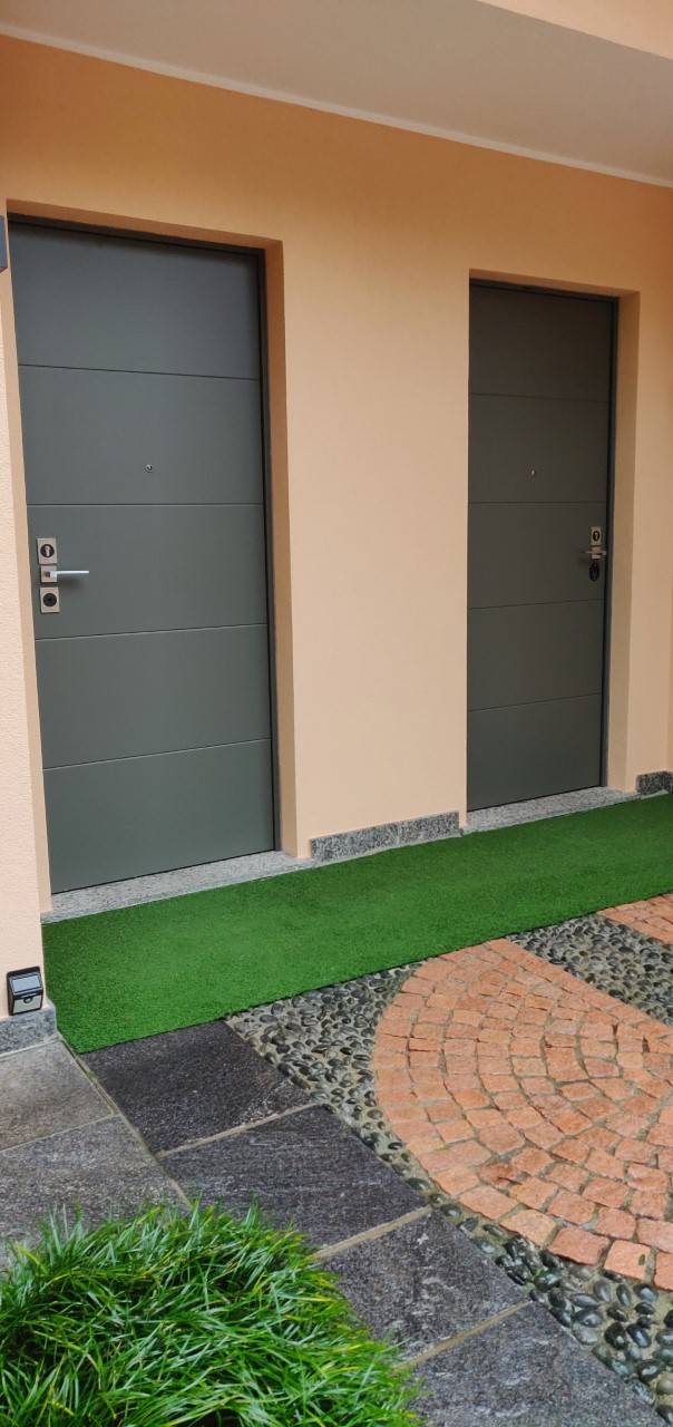 Corbetta-serramenti-Installazione porta blindata a Como (3)