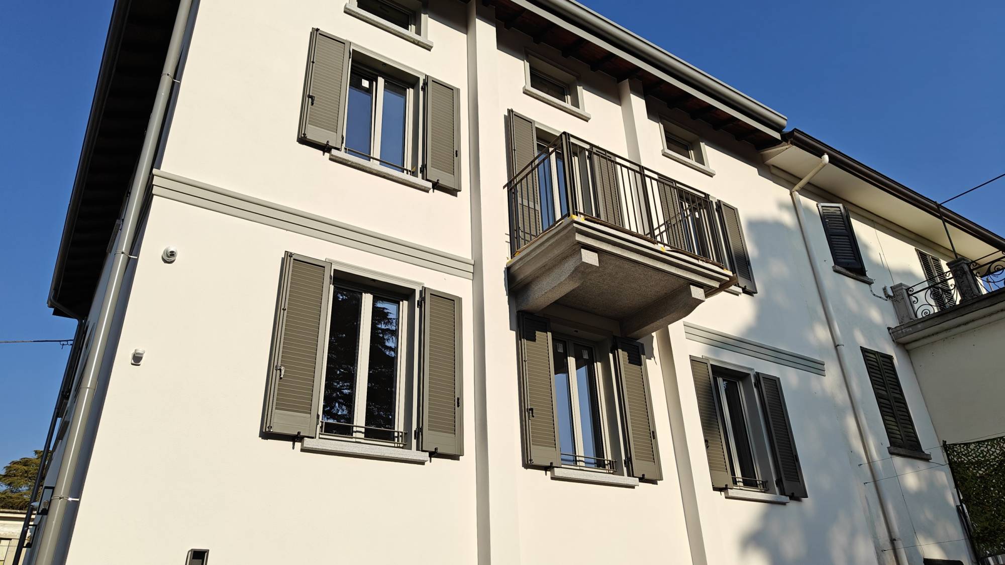 Corbetta-serramenti-Finestre legno alluminio Como (10)