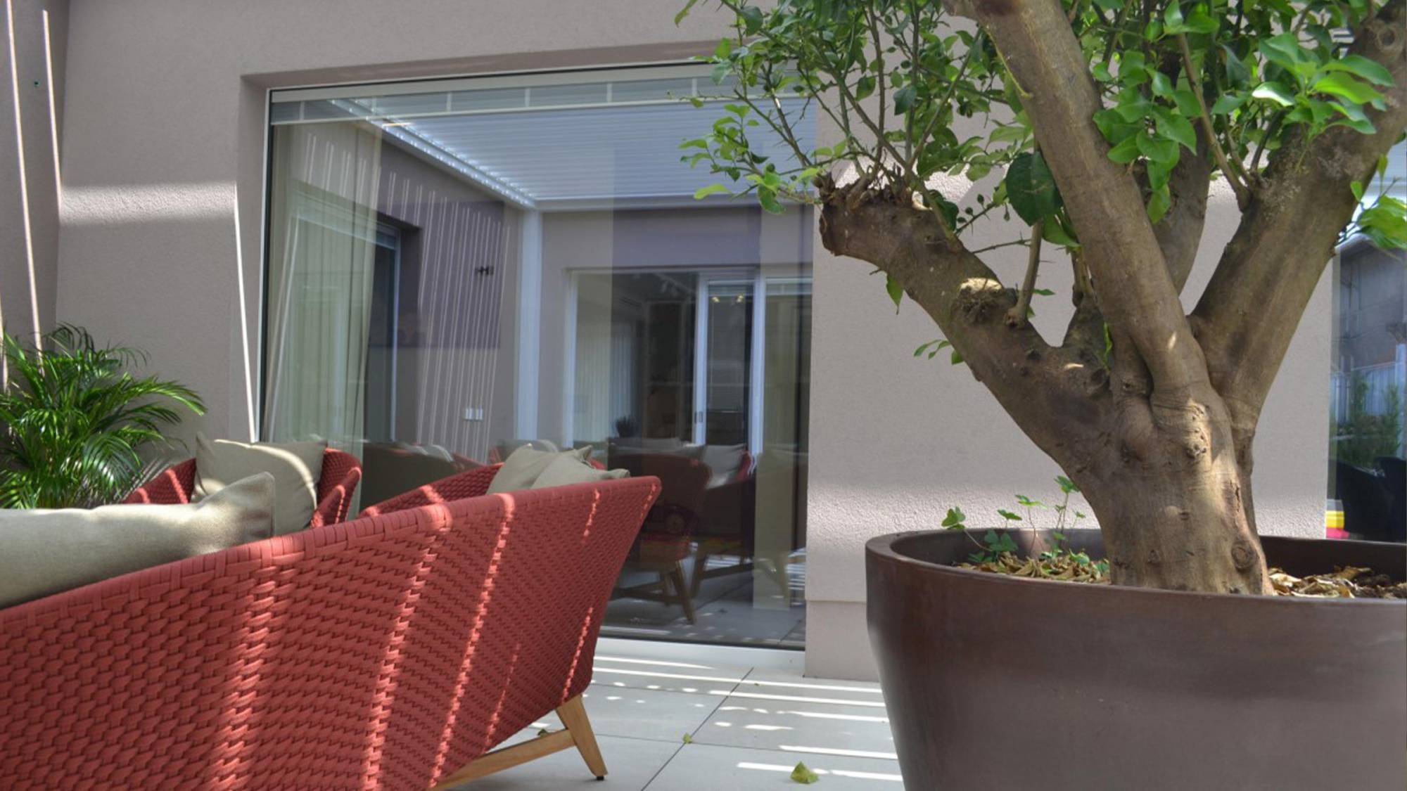 Corbett-aserramenti-Finestre-Slim-con-veneziana-a-Como-Preview