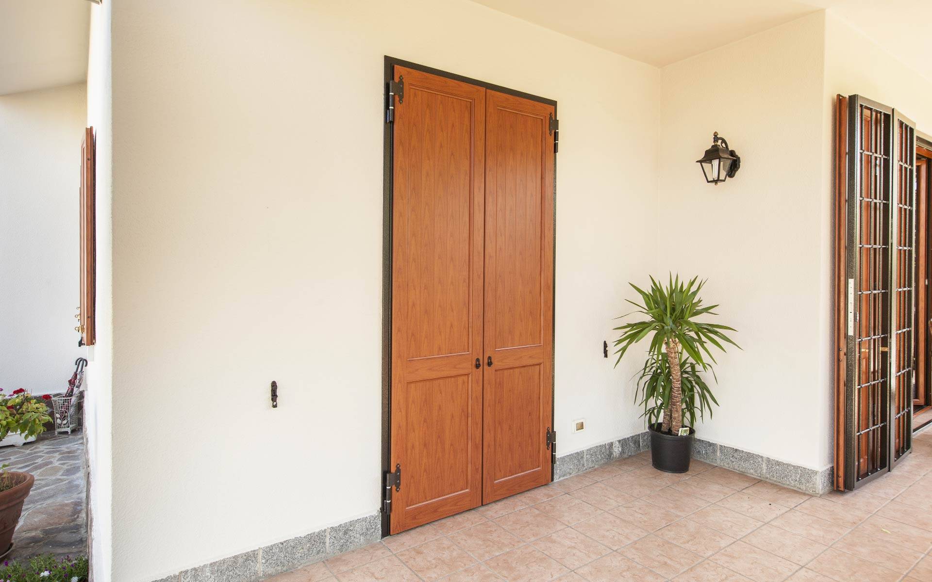 corbetta-serramenti-realizzazione-inferriata-grata-di-sicurezza4