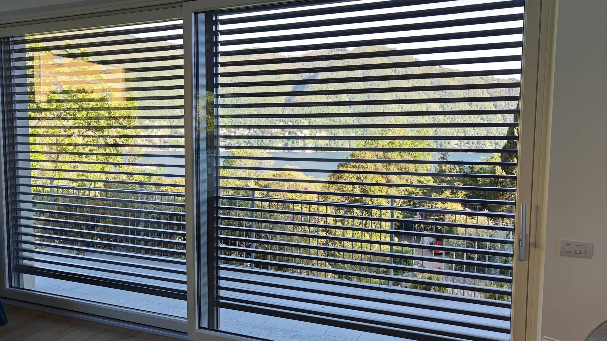 Corbetta-serramenti-Vetrata scorrevole Cernobbio (6)