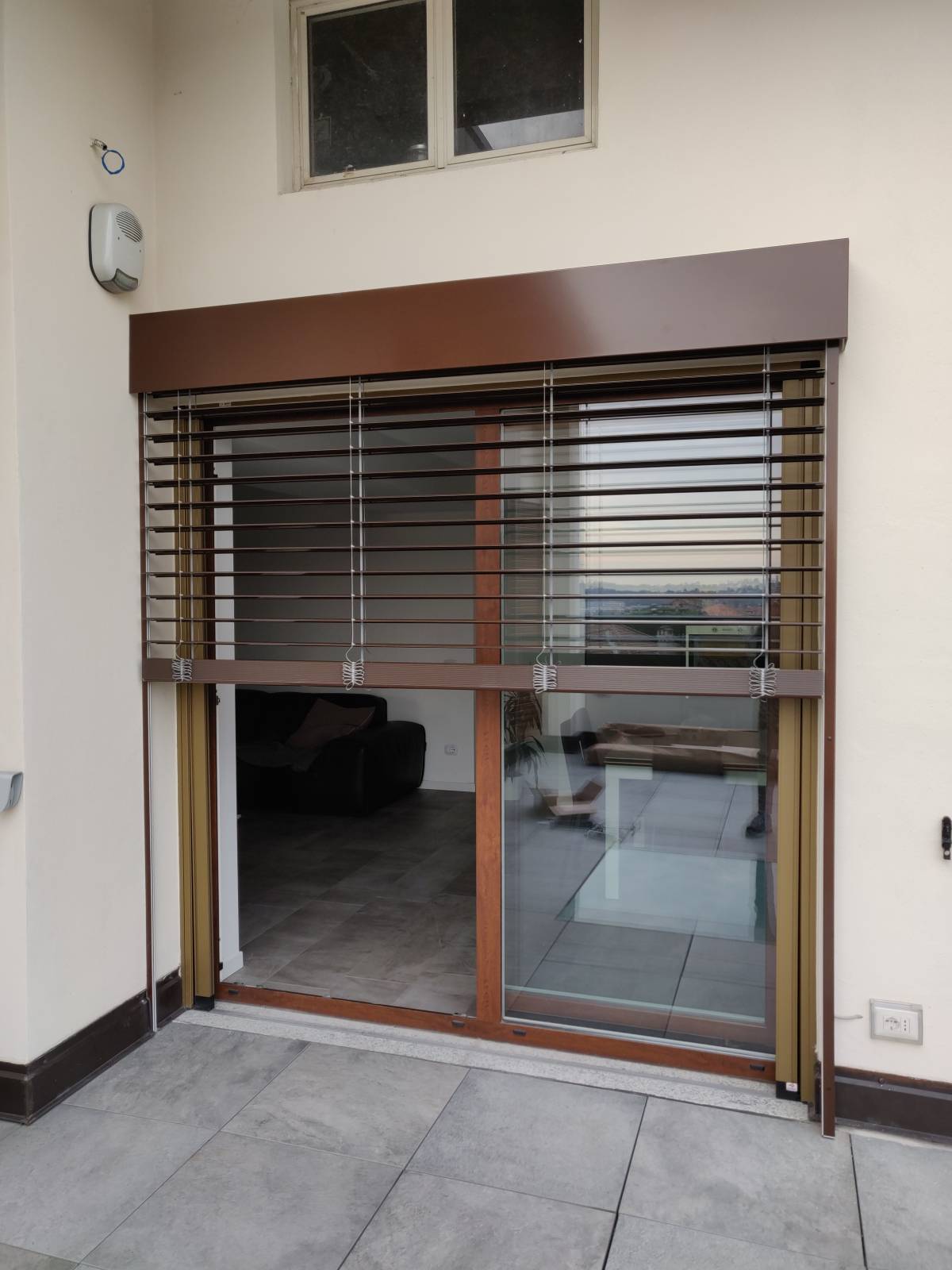 corbetta-serramenti-Frangisole Hella a Grandate (2)