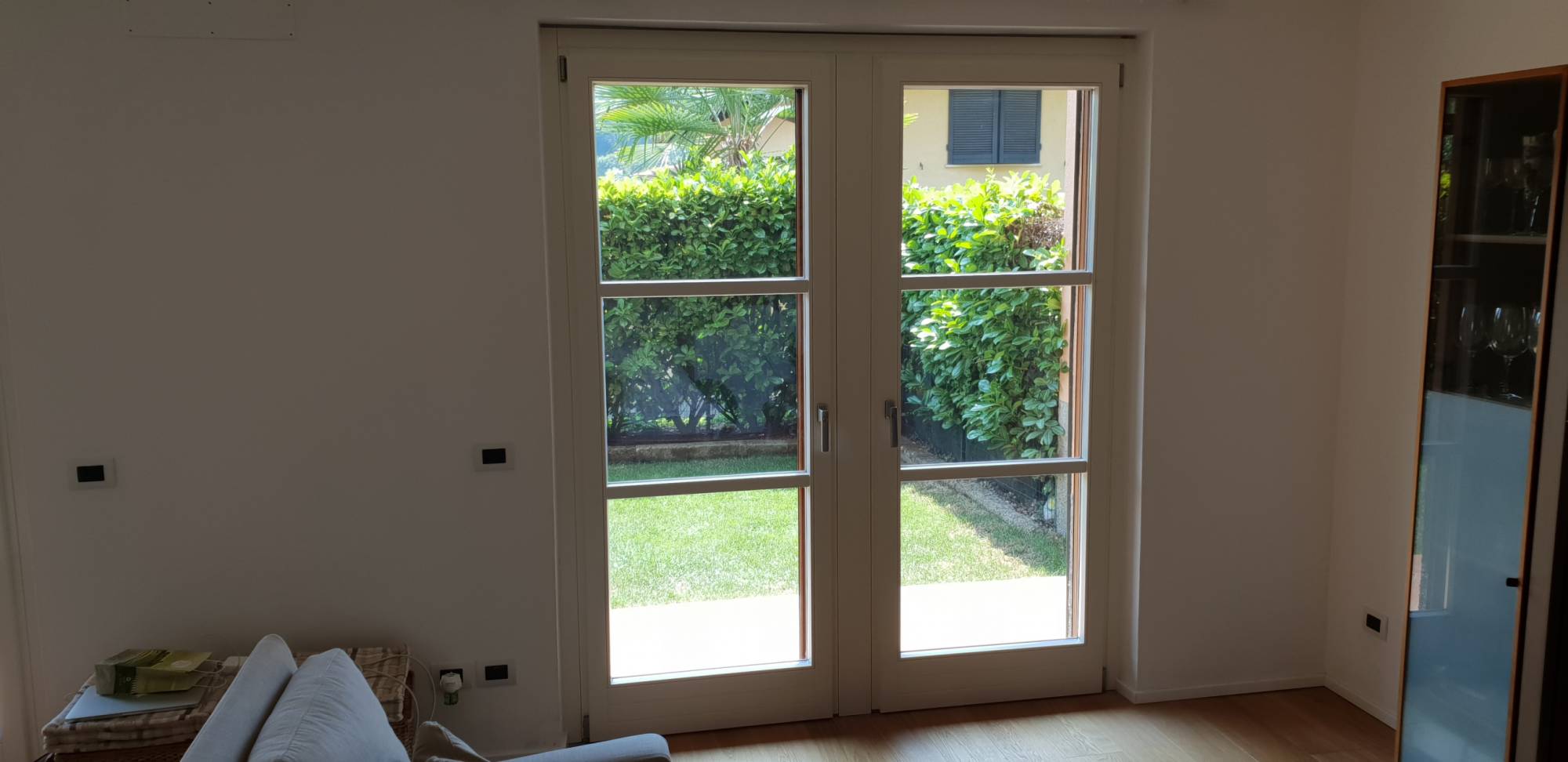 corbetta-serramenti-Realizzazione finestre in legno e zanzariere a Como (3)