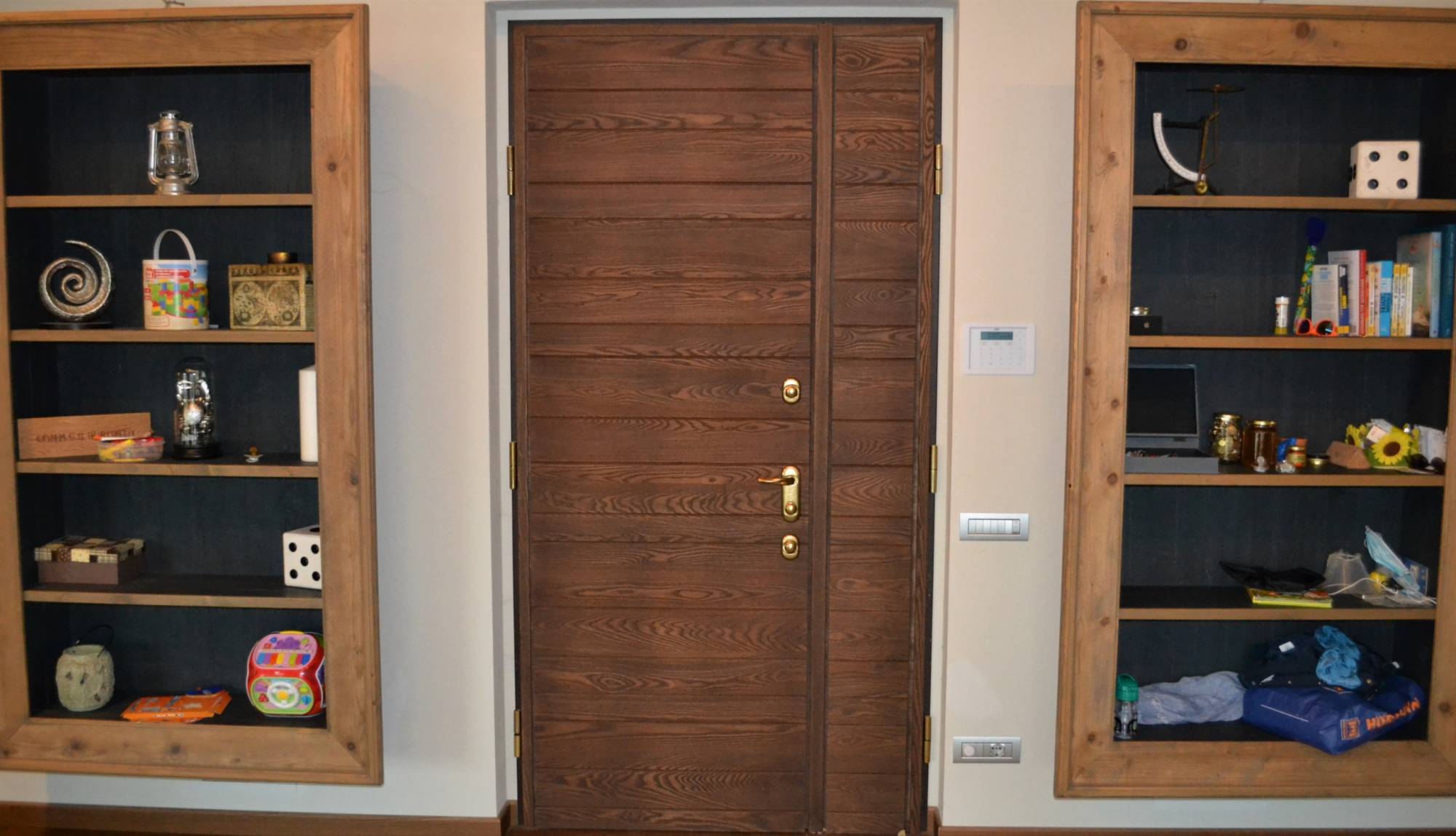 Corbetta-serramenti-Porta blindata legno rustica Como (4)